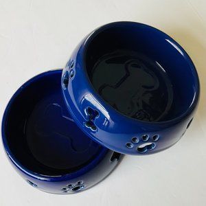 VO-TOYS Set of 2 Puppy Food Dishes EUC